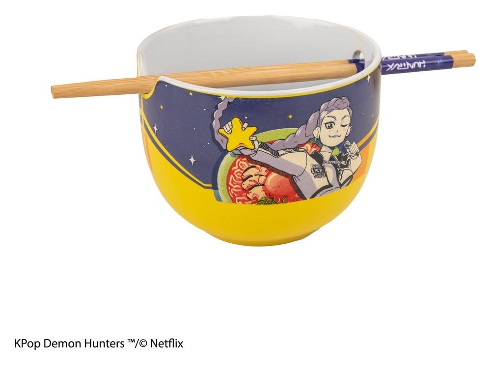 Gjør ramenpausen litt mer KPop Demon Hunters! Keramikkbolle med Rumi Superstar Flavor-design og matchende spisepinner i bambus.